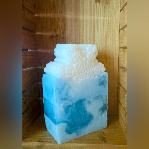 Snowflake ❄️ soap - Picture 3 of 3